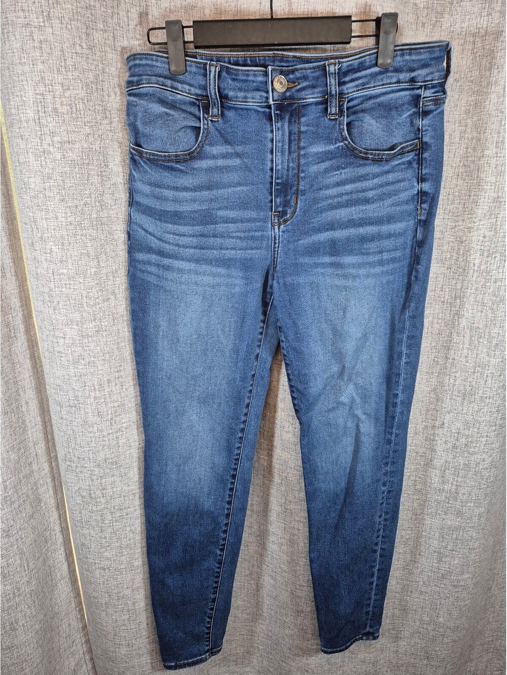 American Eagle Next Level Stretch Skinny Jeans Women’s 12 Regular Medium Wash
